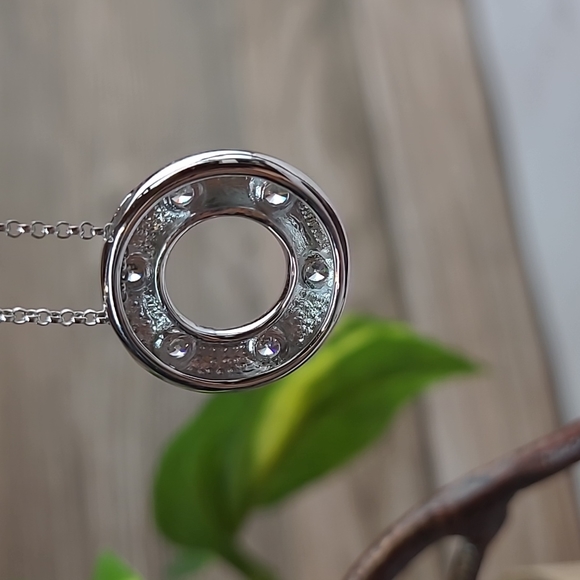 SILVER CIRCLE OF LIFE CZ PENDANT & CHAIN - Picture 4 of 8
